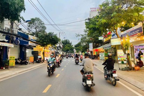 Studio Townhouse in District 7, Ho Chi Minh,  No. 12877