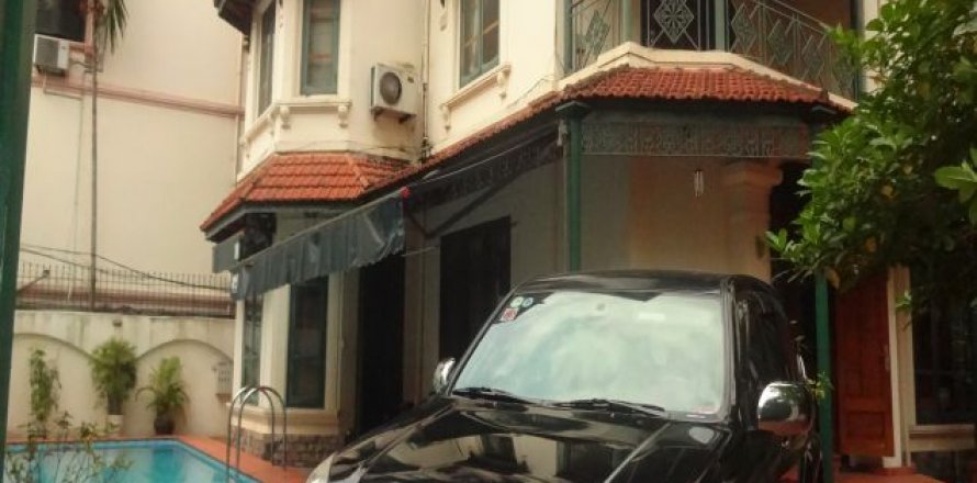 7 bedrooms Villa in Tay Ho, Ha Noi,  No. 3317