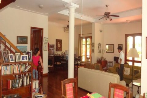 7 bedrooms Villa in Tay Ho, Ha Noi,  No. 3317 9