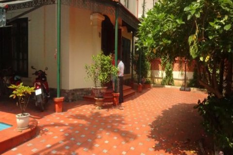 7 bedrooms Villa in Tay Ho, Ha Noi,  No. 3317 2