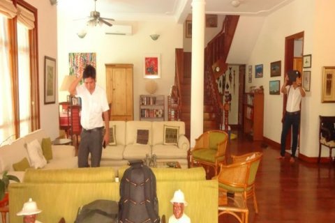 7 bedrooms Villa in Tay Ho, Ha Noi,  No. 3317 8