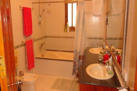 7 bedrooms Villa in Tay Ho, Ha Noi,  No. 3317 30