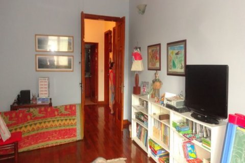 7 bedrooms Villa in Tay Ho, Ha Noi,  No. 3317 20