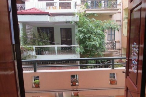 4 bedrooms House in Dong Da, Ha Noi, No. 6625 9