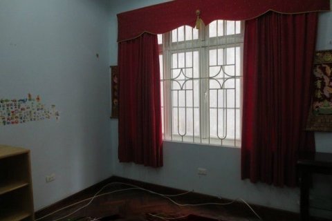 4 bedrooms House in Dong Da, Ha Noi, No. 6625 6