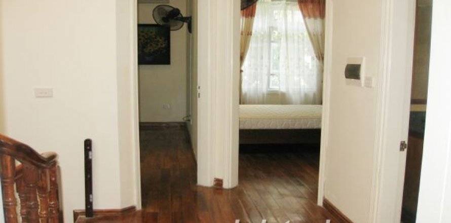 Вилла с 5 спальнями в Тэйхо, Ханой , № 7895