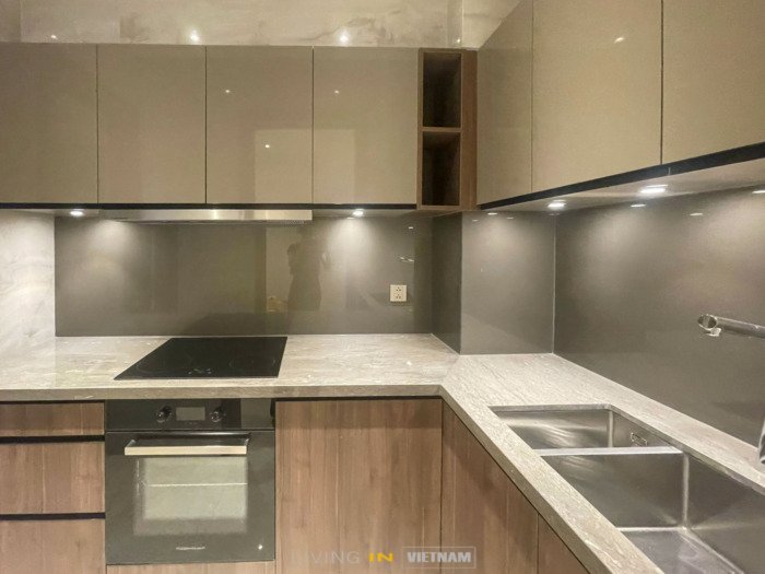 4 bedrooms Apartment in District 1, Ho Chi Minh, Vietnam No. 27560