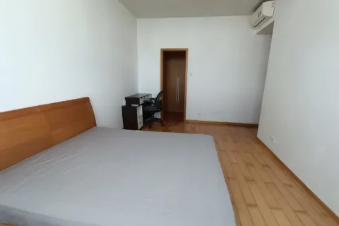 Квартира с 2 спальнями в Тхудык, Хошимин , № 27563 3