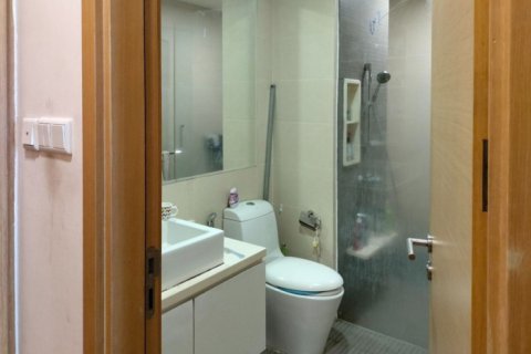 Квартира с 2 спальнями в Тхудык, Хошимин , № 27561 6