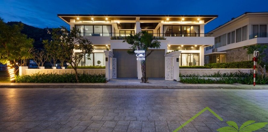 4 bedrooms Villa in Nha Trang, No. 28415