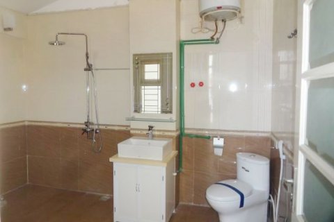 Дом с 5 спальнями в Тэйхо, Ханой ,  № 3681 24