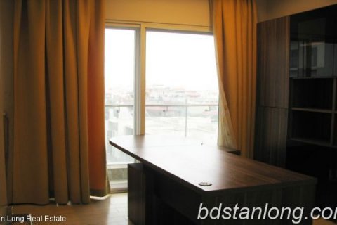 Квартира с 3 спальнями в Тэйхо, Ханой , № 4508 3