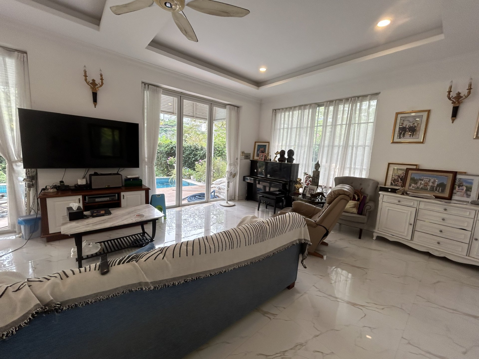 Villa in District 7, Ho Chi Minh, Vietnam No. 29973