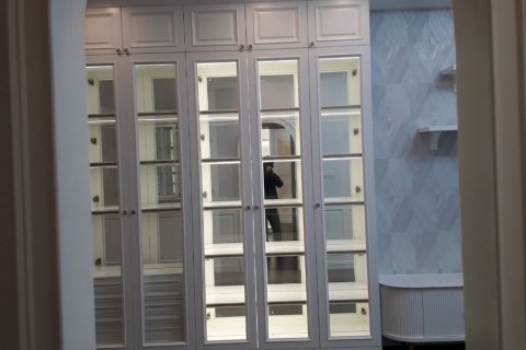 Квартира с 2 спальнями в Тхудык, Хошимин , № 22468 5