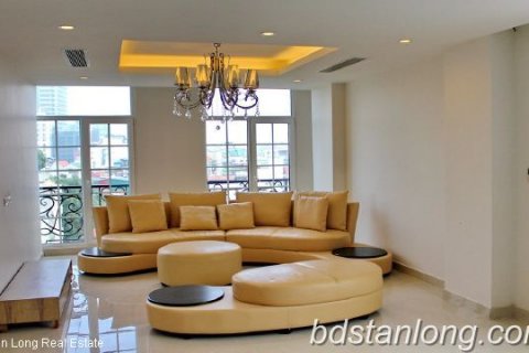 3 bedrooms Apartment in Ba Dinh, Ha Noi, No. 8152
