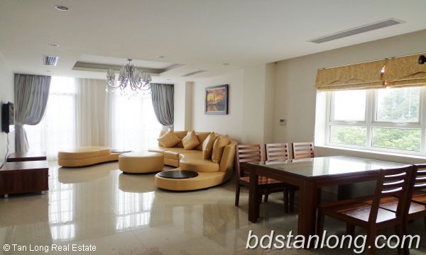 3 bedrooms Apartment in Ba Dinh, Ha Noi, Vietnam No. 8152