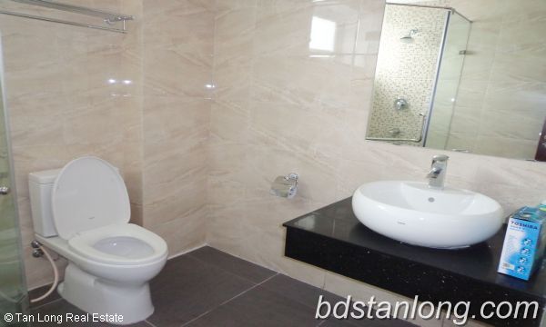 3 bedrooms Apartment in Ba Dinh, Ha Noi, Vietnam No. 8152