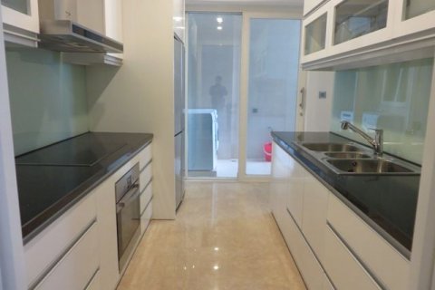 Квартира с 3 спальнями в Тэйхо, Ханой , № 6421 2