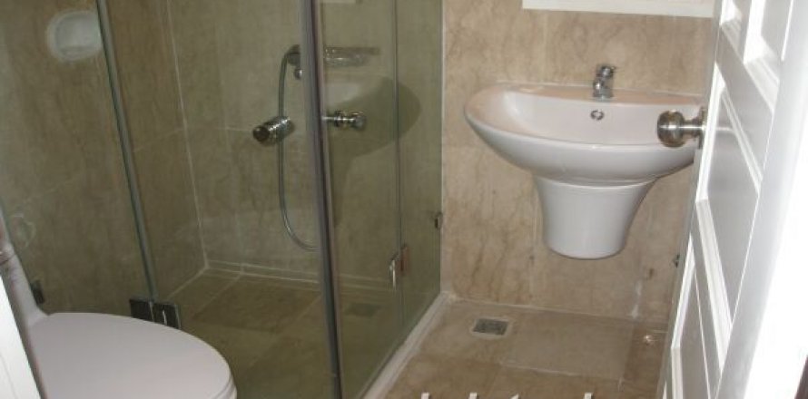 3 bedrooms Apartment in Tay Ho, Ha Noi, No. 7828