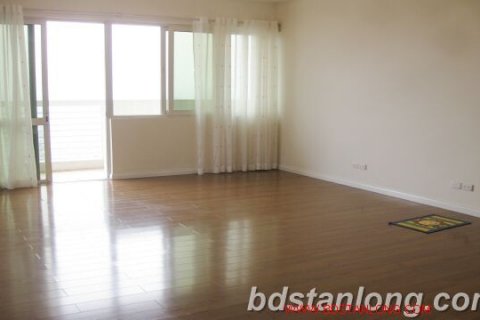 4 bedrooms Apartment in Tay Ho, Ha Noi, No. 7831