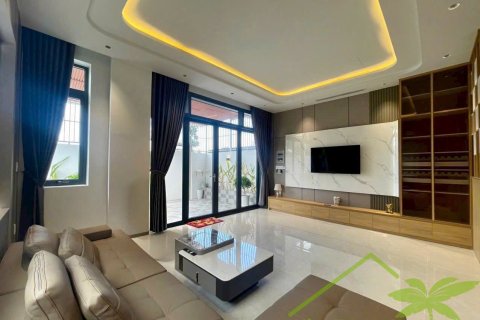 4 bedrooms Villa in Nha Trang, No. 27722 2