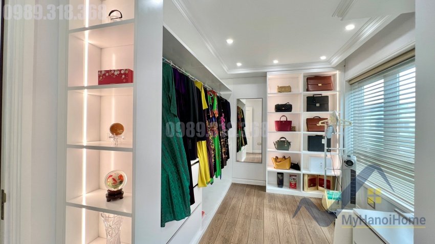 3 bedrooms Apartment in Ha Noi, Vietnam No. 28817