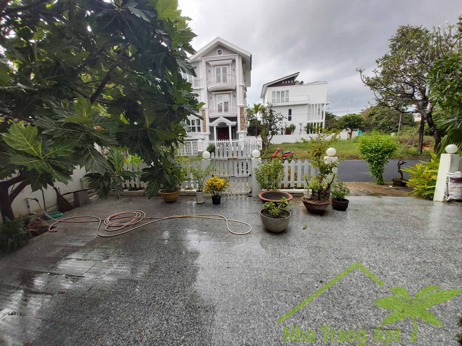 5 bedrooms Villa in Nha Trang, Vietnam No. 10554
