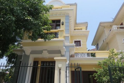 4 bedrooms Villa in Tay Ho, Ha Noi,  No. 3033