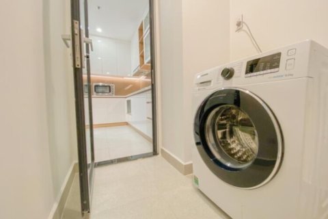 Квартира с 3 спальнями в Тхудык, Хошимин ,  № 27346 4