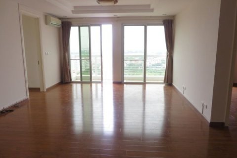 4 bedrooms Apartment in Tay Ho, Ha Noi, No. 5546 2