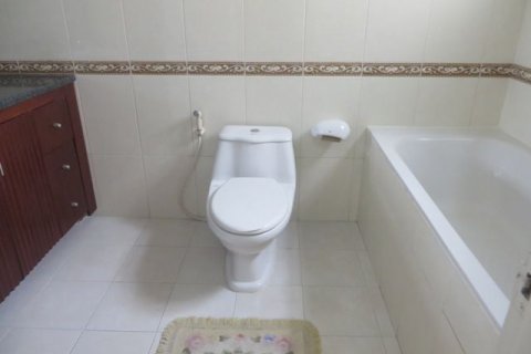 Вилла с 5 спальнями в Тэйхо, Ханой ,  № 5547 16