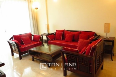 4 bedrooms Apartment in Tay Ho, Ha Noi, No. 3806 2