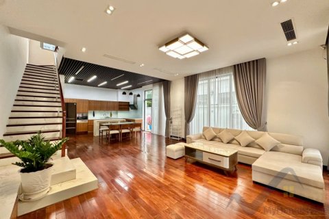 4 bedrooms Villa in Long Bien, Ha Noi, No. 18976