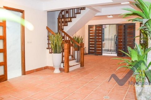 4 bedrooms Villa in Tay Ho, Ha Noi, No. 18847 3