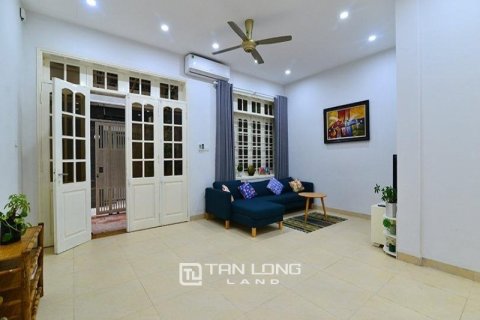 2 bedrooms House in Tay Ho, Ha Noi, No. 2253 2