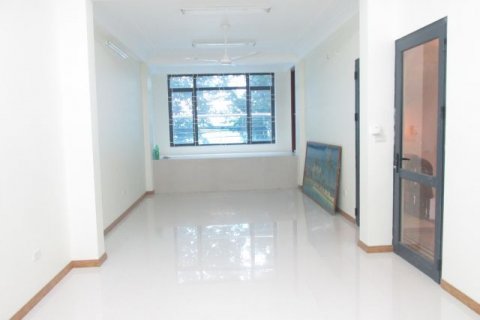 4m2 Villa in Dong Da, Ha Noi, No. 6973 2