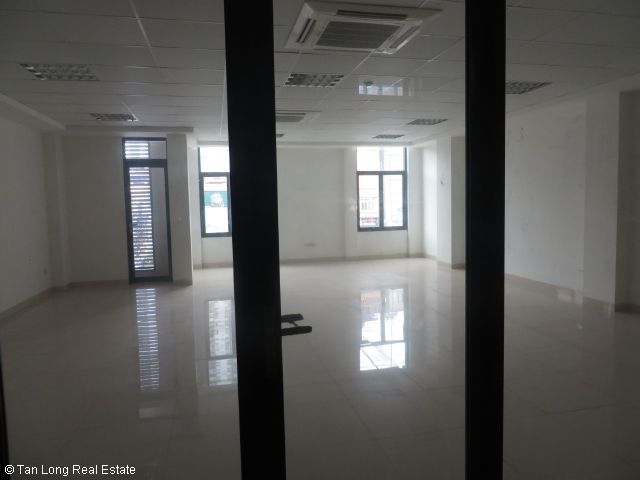Office in Dong Da, Ha Noi, Vietnam No. 6975