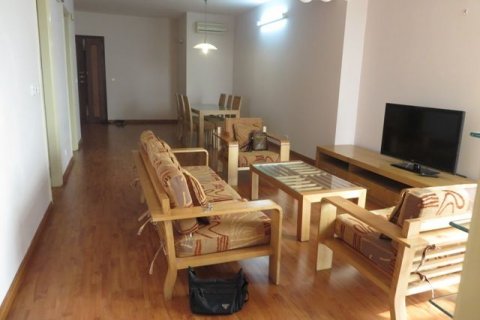 Квартира с 3 спальнями в Тэйхо, Ханой , № 6222