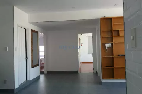 Квартира с 3 спальнями в Тхудык, Хошимин , № 12418