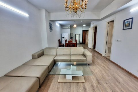 Квартира с 3 спальнями в Тэйхо, Ханой ,  № 24432