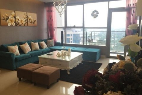 4 bedrooms Apartment in Cau Giay, Ha Noi, No. 1940