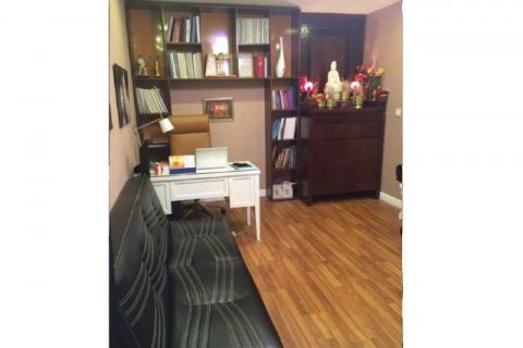 4 bedrooms Apartment in Cau Giay, Ha Noi,  No. 1940 15