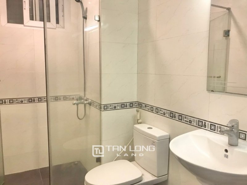 3 bedrooms Apartment in Tay Ho, Ha Noi, Vietnam No. 2475
