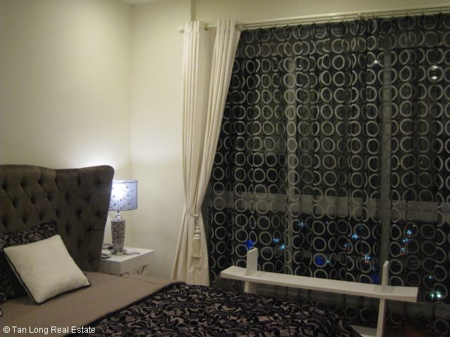 3 bedrooms Apartment in Tay Ho, Ha Noi, Vietnam No. 1879