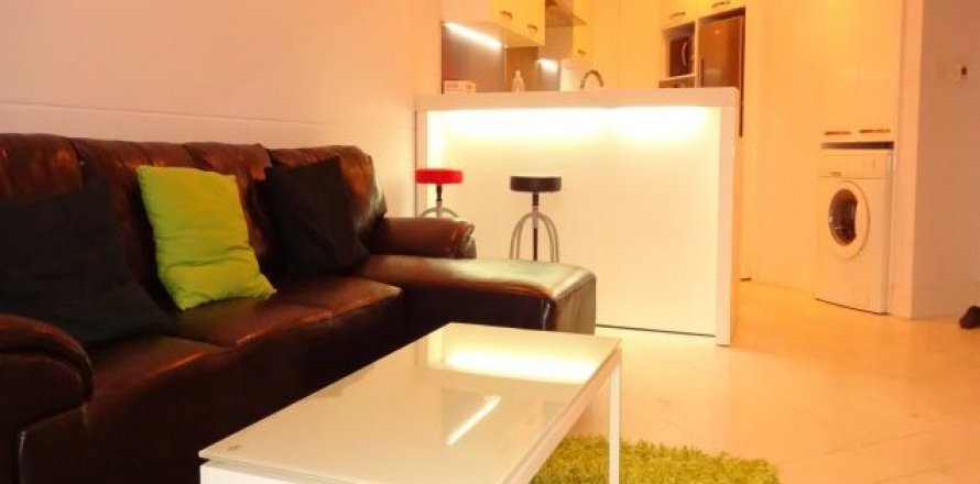 2 bedrooms Apartment in Tay Ho, Ha Noi,  No. 7618