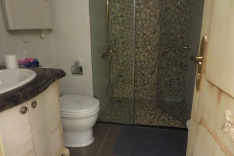 2 bedrooms Apartment in Tay Ho, Ha Noi, No. 7620 3