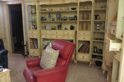 2 bedrooms Apartment in Tay Ho, Ha Noi, No. 7620 18