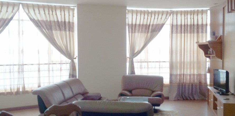 3 bedrooms Apartment in Cau Giay, Ha Noi, No. 7617