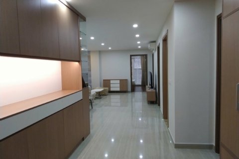 3 bedrooms Apartment in Tay Ho, Ha Noi, No. 24986 3