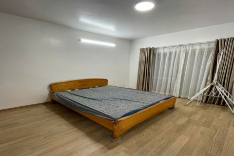 Квартира с 3 спальнями в Тэйхо, Ханой , № 24984 7